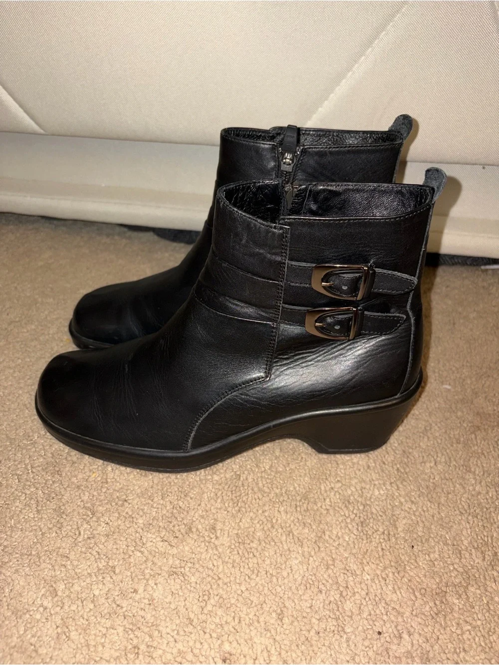 Women’s Black Dansko Bibi moto-style ankle boots Sz 41 (10.5-11)